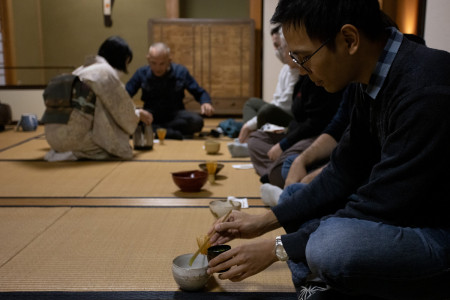 あ!そび庵でお茶の合組 (ごうぐみ/ブレンド) を体験