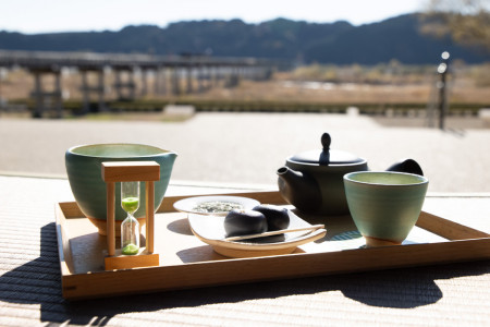 Horai Bridge 897.4 Tea Gift Shop