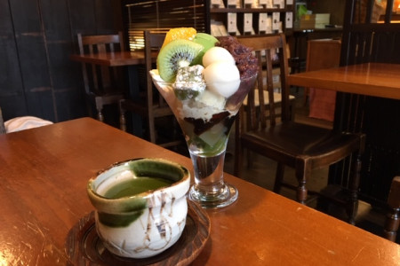 和ＣＡＦＥ茶楽　/ 茶楽山梨商店